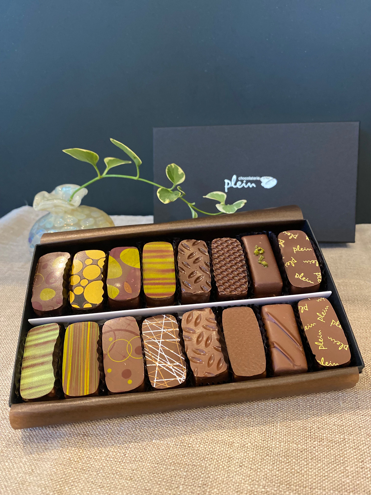 ショコラ・クリュ 16個入り